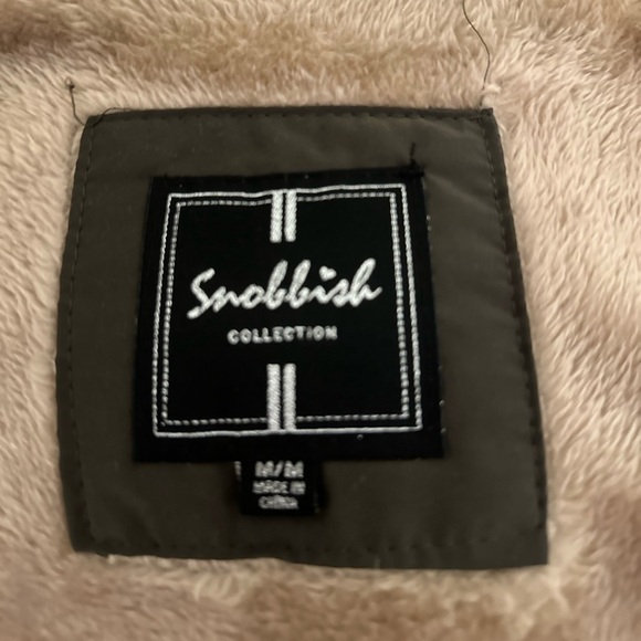 Snobbish Green Hooded Faux Fur Parka Size: Medium - Picture 7 of 9